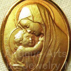 画像1: 【極美形】【未使用】“聖母子と若い洗礼者聖ヨハネ”Sandro Botticelli（サンドロ・ボッティチェッリ）画　アンティーク GOLD PLATED メダイ 15×22mm