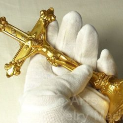 画像1: “アール・ヌーヴォー装飾が美しい”アメリカ アンティーク 自立クロス ゴールドカラー 16.5cm【バーゲン】