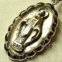 ≪立体意匠が魅力≫アメリカ ヴィンテージ STERLING SILVER(銀９２５) 不思議のメダイO Mary, conceived without sin, pray for us who have recourse to thee. “ああ、けがれなくお宿りになられた聖マリア、あなたにより頼む私たちのためにお祈りください。”29×16mm【バーゲン】