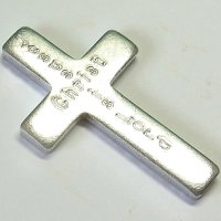 アルミ製クロス「JESUS CHRIST IS LORD」刻印入り／ポケットサイズ十字架（祈り・お守り・携帯用）
