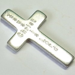 画像1: アルミ製クロス「JESUS CHRIST IS LORD」刻印入り／ポケットサイズ十字架（祈り・お守り・携帯用）