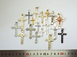 画像4: 【アルミ製クロス18本セット】欧米製ヴィンテージ・アンティーク十字架／ペンダントトップ・素材・宗教モチーフまとめ売り