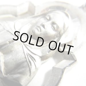 画像: 【美形】アメリカ ヴィンテージ シルバー（銀製） 聖母マリアお祈りのメダイ 20.5×23.5mm(チェーン有。無し-300円引き)