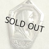 画像: 【極美形】フランス アンティーク 聖母マリア SILVER PLATED　メダイ 著名彫刻家Georges Contaux（コントー）作14×20mm