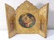 画像2: 【中型サイズ】イタリア アンティーク「聖母子の画家」ラファエロ・サンティ作『小椅子の聖母』３枚続きの祭壇画（高さ１７８ミリ）