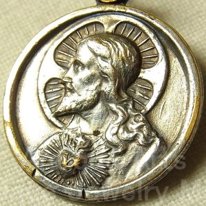 画像: 聖イエスの御（み）心 / カルメル山の聖母 SILVER PLATED アンティーク メダイ 19mm