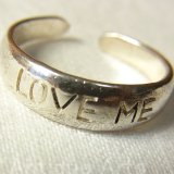 画像: "LOVE ME : 自己愛と愛の象徴。自分自身を愛し、愛される喜びを! "ヴィンテージ STERLING シルバー（銀925）メッセージ カフリング リングサイズ:１１号
