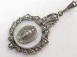 画像6: アンティーク 真珠貝とマーカサイト STERLING SILVER（銀９２５）レトロな意匠 不思議のメダイ 20×31mm O Mary, conceived without sin, pray for us who have recourse to thee. “ああ、けがれなくお宿りになられた聖マリア、我等の為にお祈りください。【バーゲン】”