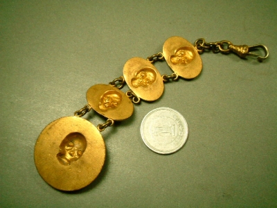 画像: アメリカ アンティーク 髑髏の懐中時計の飾り １３センチ