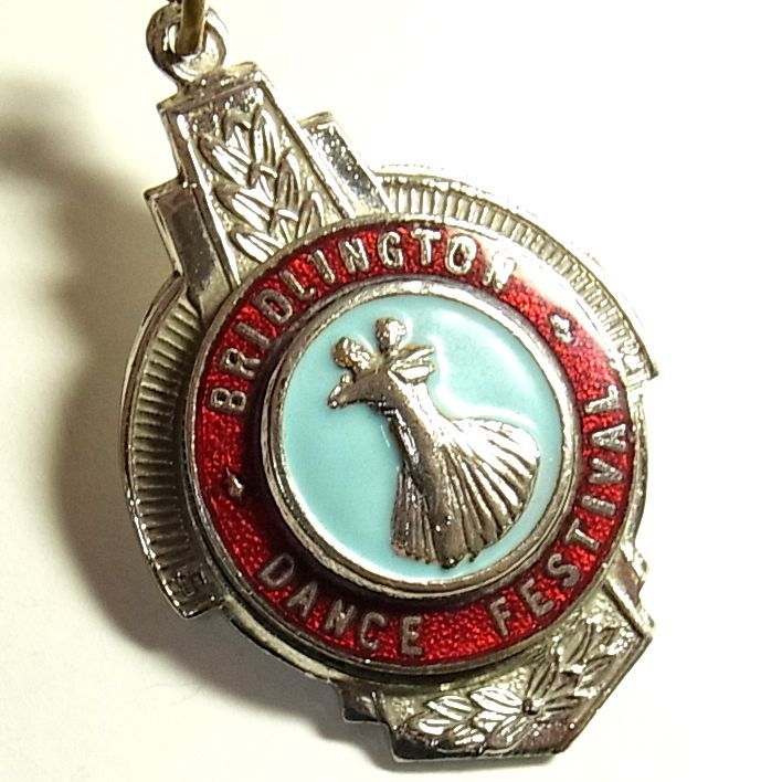 画像1: イギリス ヴィンテージ 演舞会ダンス エナメルメダル　１９４０年代