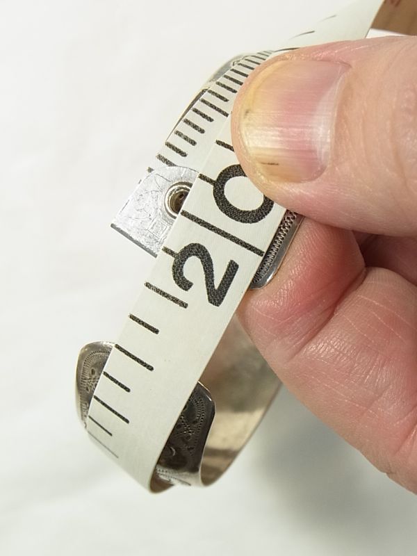 画像: アメリカ ヴィンテージ シルバー（銀製）レトロなフラワーデザイン カフブレスレット 19.5cm