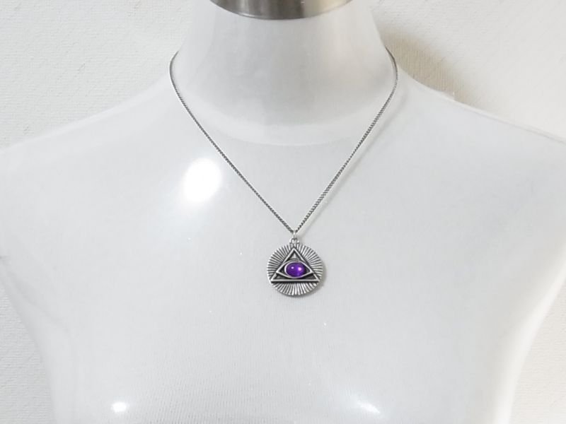 画像: ヴィンテージ SILVERPLATED パープルストーン プロビンスの目（all-seeing eye of God）ペンダント（チェーン付き）