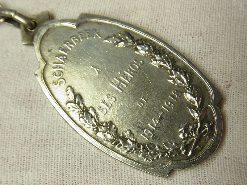 画像: 【バーゲン】ベルギー アンティーク“第一次世界大戦戦勝記念”シルバー（銀製）メダル GODEFROID DEVREESE作 24×45mm