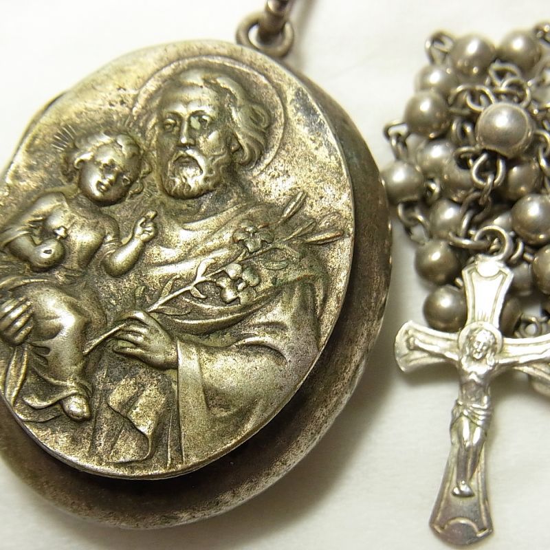 画像1: 【希少】アンティーク“聖ジョゼフに抱かれた幼年 聖イエス”ケースinミニメダイ セット