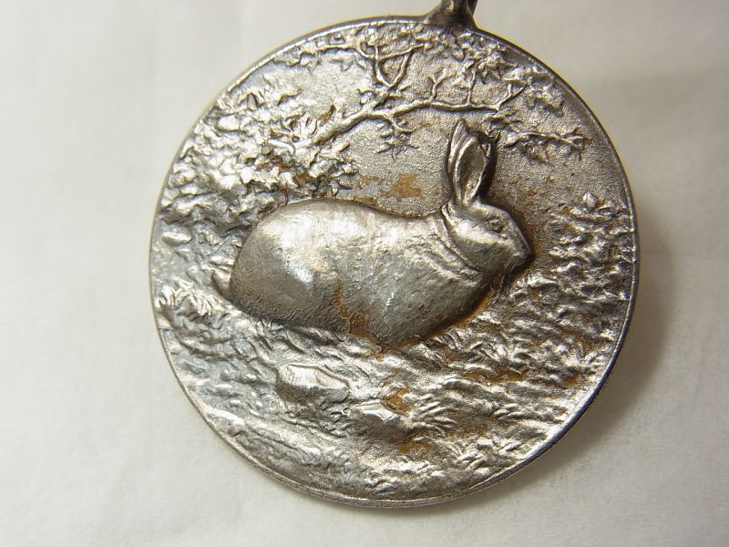 画像: フランス アンティーク うさぎ(ウサギ)miniメダル 25mm (チェーン有。無し-300円引き）