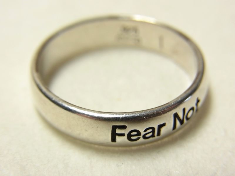 画像: “恐れるな！心配無用！: Fear Not ”ヴィンテージ シルバー（銀製） サイズ：１９
