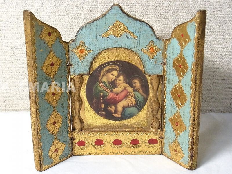 画像: 【小型サイズ】イタリア アンティーク「聖母子の画家」ラファエロ・サンティ作『小椅子の聖母』３枚続きの祭壇画（高さ１４１ミリ）