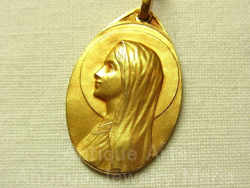 画像: 【極美形】フランス アンティーク GOLD PLATED ルルドの聖母 JE SUIS L’IMMACULEE CONCEPTION(無原罪の御宿り)　Penin作 メダイ 17×25mm