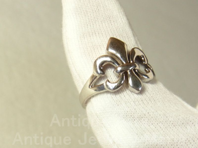 画像: ジャンヌ・ダルクの紋章"フルール・ド・リス"（Fleur-de-lis）ヴィンテージ STERLING(銀９２５)リング サイズ：１７号 