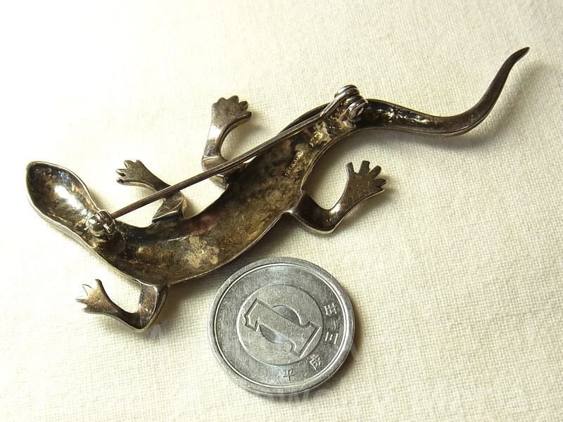画像: ヴィンテージ STERLING(銀925製) マーカサイト 蜥蜴（トカゲ）のブローチ 77mm《爬虫類マニアにおすすめ！キモかわいい》