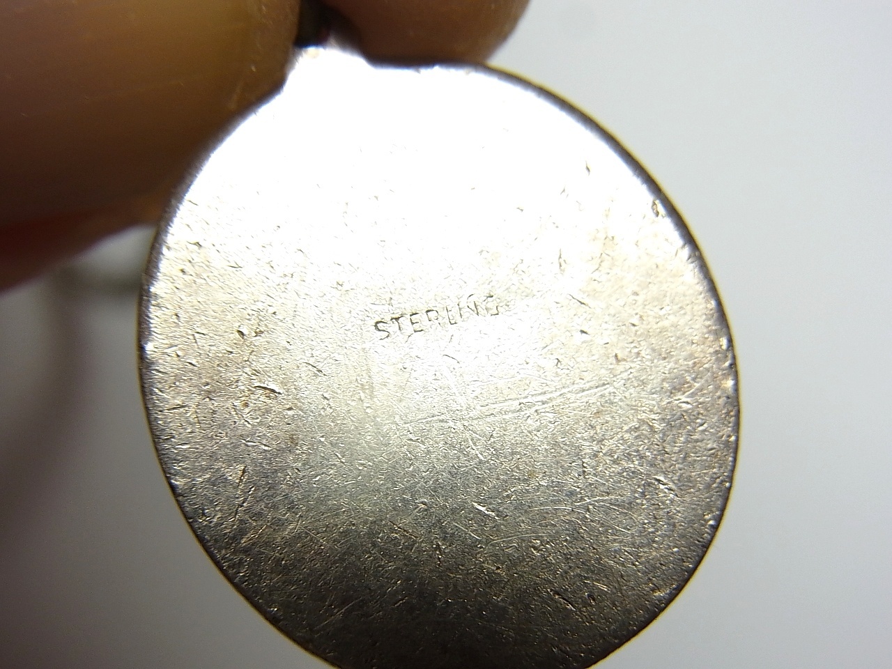 画像: 第二次世界大戦当時もの USNアメリカ海軍 SILVER(銀製) ペンダント18×23mm【バーゲン】