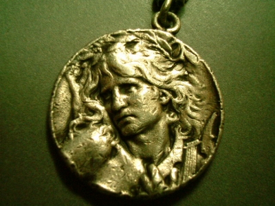 画像: フランス アンティーク オルフェウス SOLIDシルバーメダル 25×25ミリ(チェーン有。無し-300円引き）
