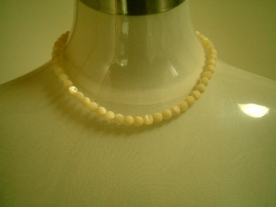 画像: アメリカ ヴィンテージ真珠貝のネックレス