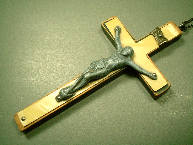 画像: アメリカ ヴィンテージ木製クロス・十字架・大きいサイズ(チェーン有り。無しの場合は３００円引き）
